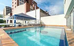 Ayenda Hotel Plaza Versalles